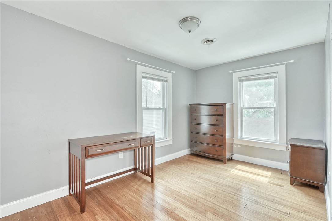27 Cypress Street Rochester, NY 14620 - Photo 16 of 22 Gallery Image 16
