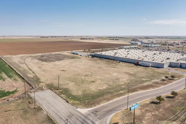 $384,250 | North Hobart Street, Pampa, TX 79065
