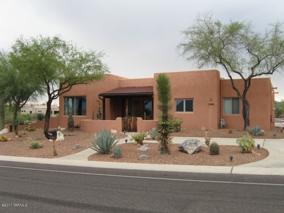 12359 North Copper Spring Trail Oro Valley, AZ 85755 - Photo 1 of 9