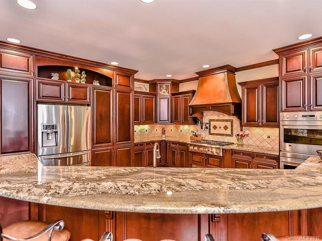 416 Hendon Row Fort Mill, SC 29715 - Photo 8 of 24 Gallery Image 8