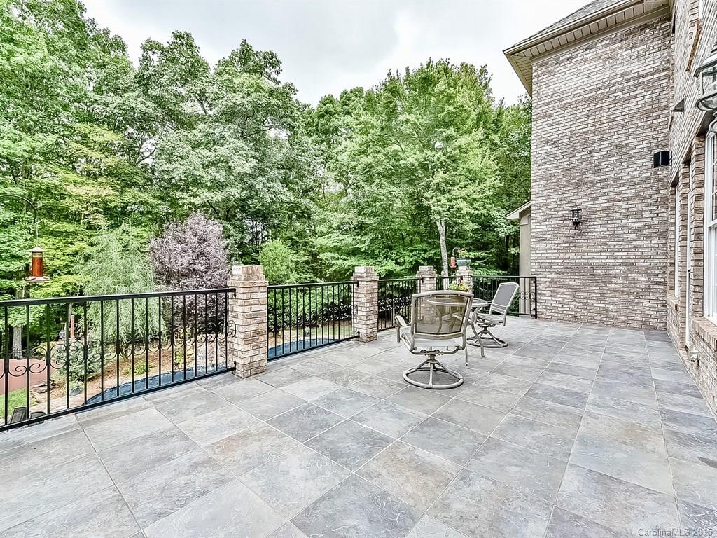 416 Hendon Row Fort Mill, SC 29715 - Photo 10 of 24 Gallery Image 10