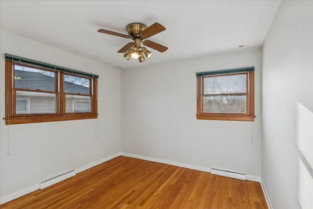 $319,900 | 281 North Shaddle Avenue, Mundelein, IL 60060