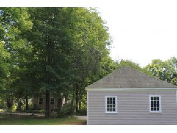 245 Wentworth Road Brookfield, NH 03872 - Photo 20 of 21