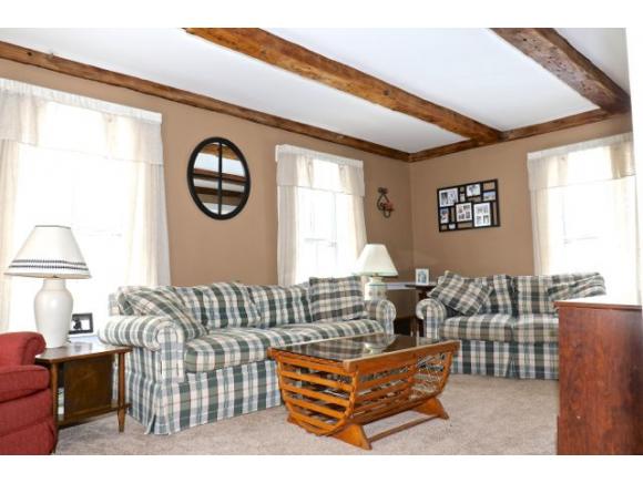 245 Wentworth Road Brookfield, NH 03872 - Photo 3 of 21
