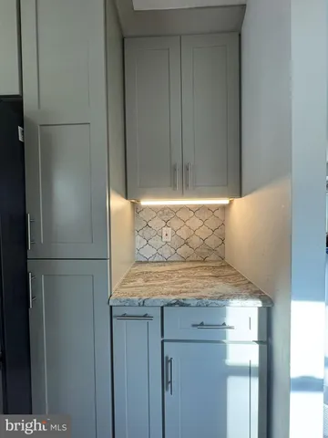 $1,095,000 | 131 Casmar Street Southeast, Vienna, VA 22180