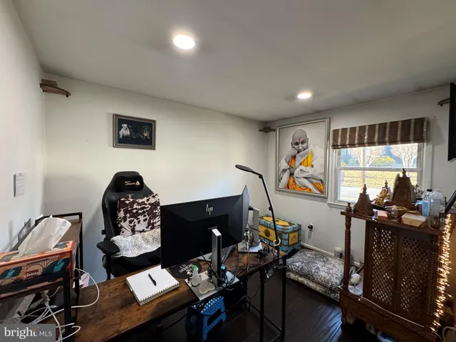 $1,095,000 | 131 Casmar Street Southeast, Vienna, VA 22180