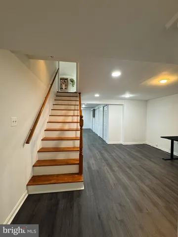 $1,095,000 | 131 Casmar Street Southeast, Vienna, VA 22180