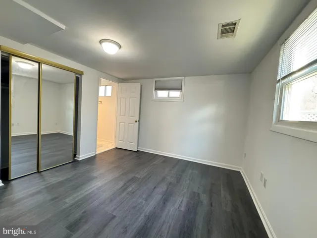 $1,095,000 | 131 Casmar Street Southeast, Vienna, VA 22180