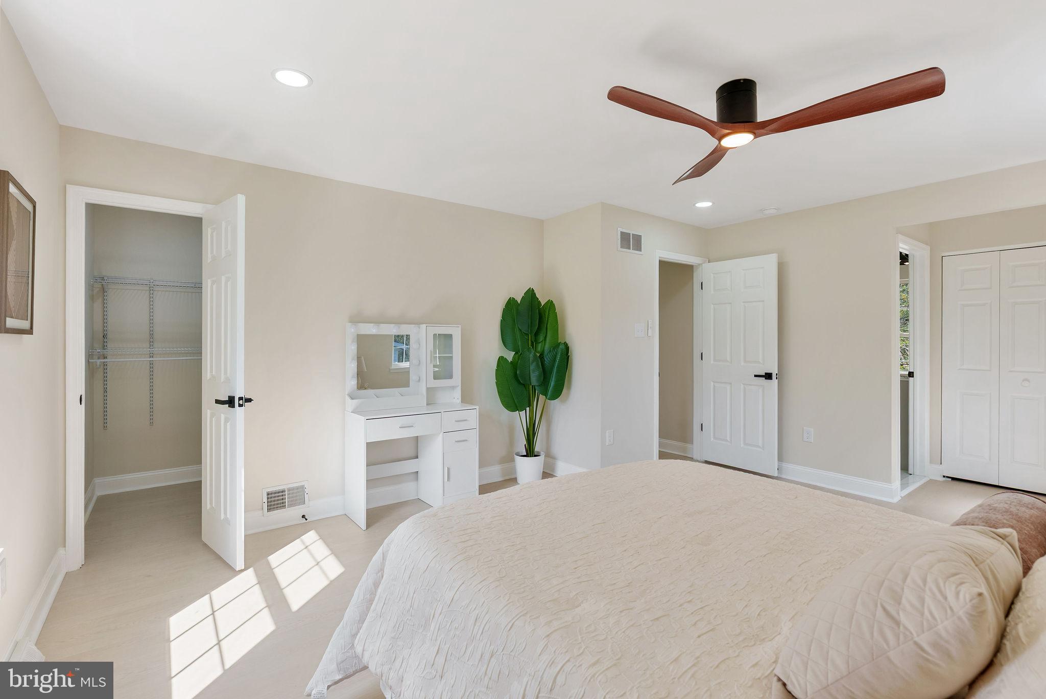 4535 Whetstone Court Hampstead, MD 21074 - Photo 21 of 42 Primary Bedroom