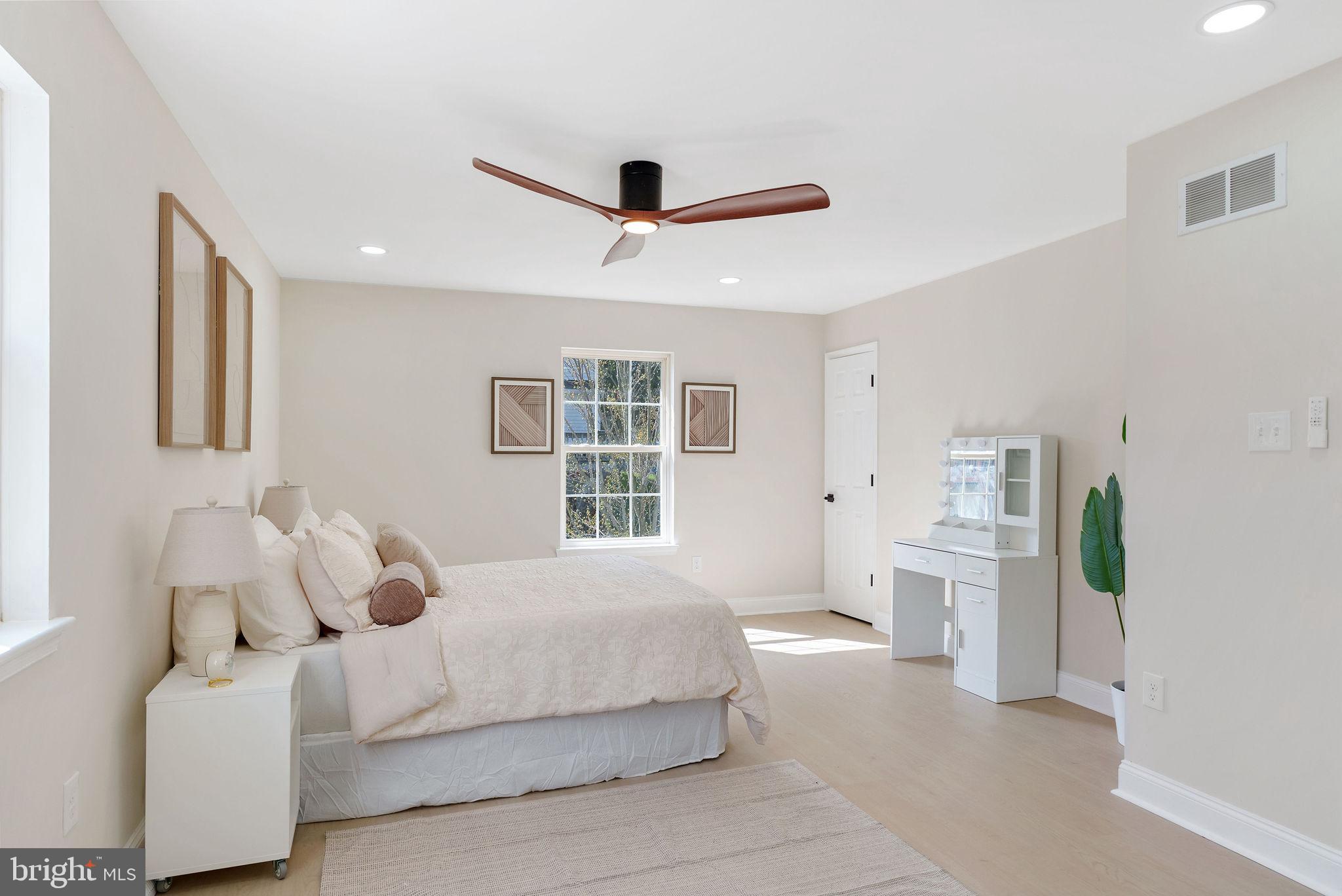 4535 Whetstone Court Hampstead, MD 21074 - Photo 22 of 42 Primary Bedroom