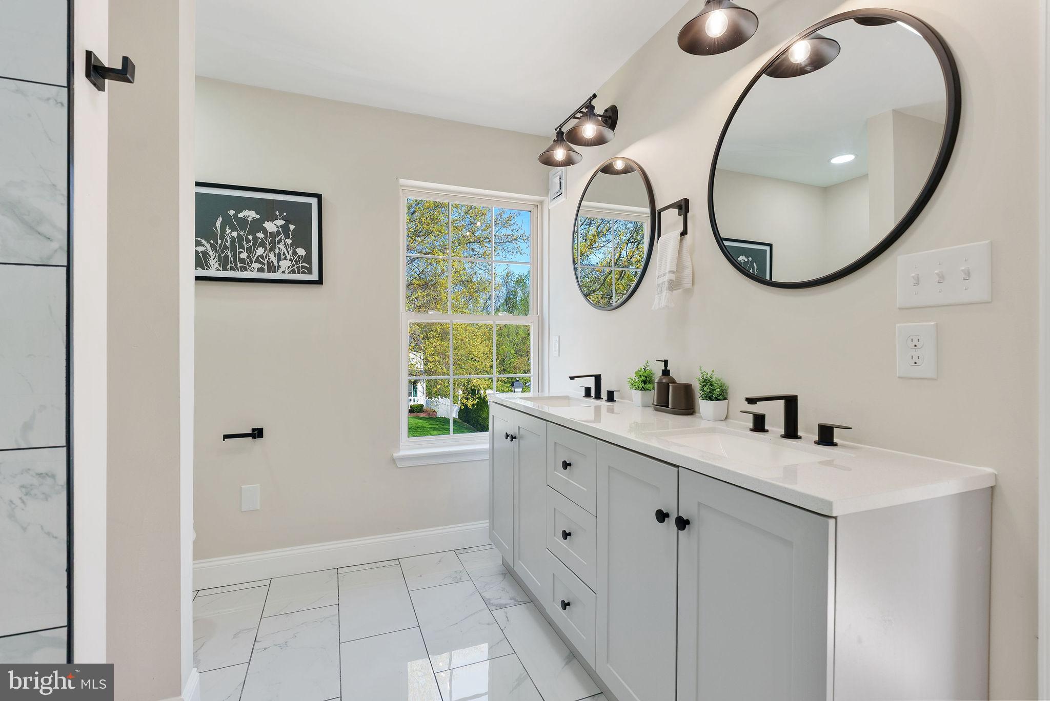 4535 Whetstone Court Hampstead, MD 21074 - Photo 23 of 42 Primary Bathroom