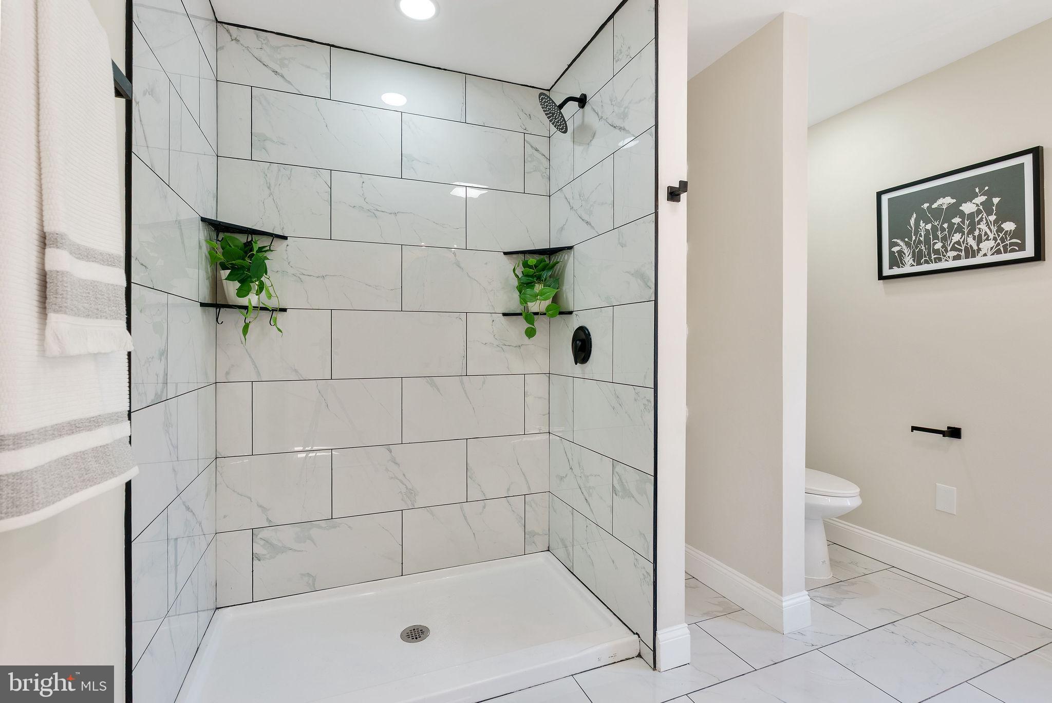 4535 Whetstone Court Hampstead, MD 21074 - Photo 24 of 42 Primary Bathroom