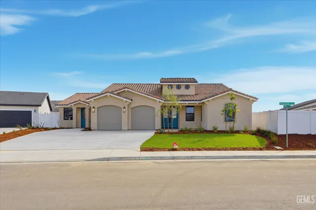 $725,815 | Undisclosed Address, Bakersfield, CA 93314