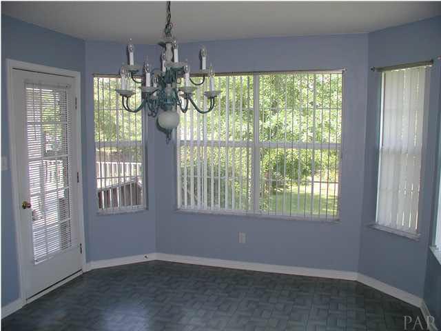 849 Copper Ridge Drive Cantonment, FL 32533 - Photo 5 of 13 View of Bay Window in Kitchen
