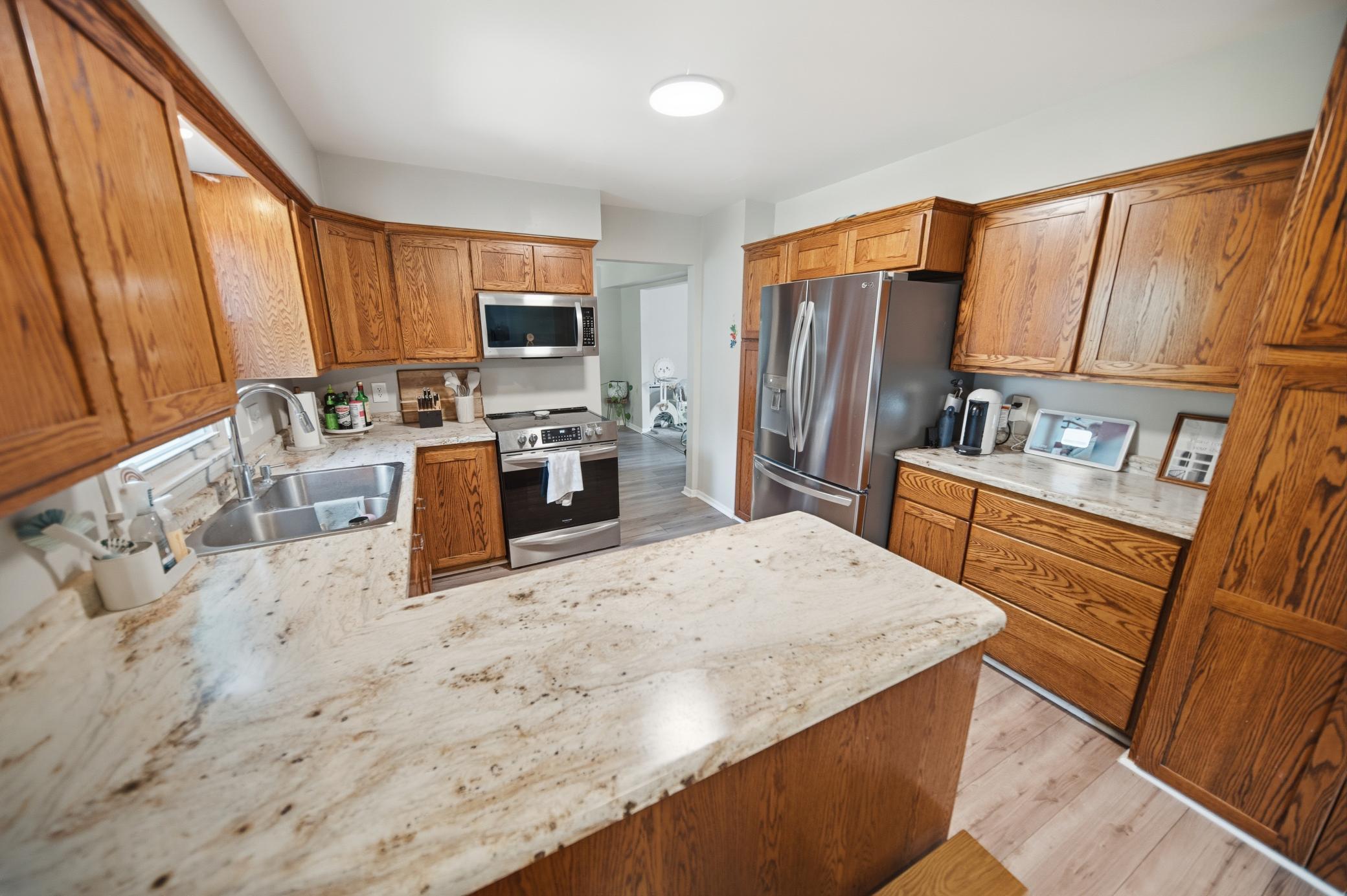 105 26th Street Northwest Rochester, MN 55901 - Photo 7 of 59