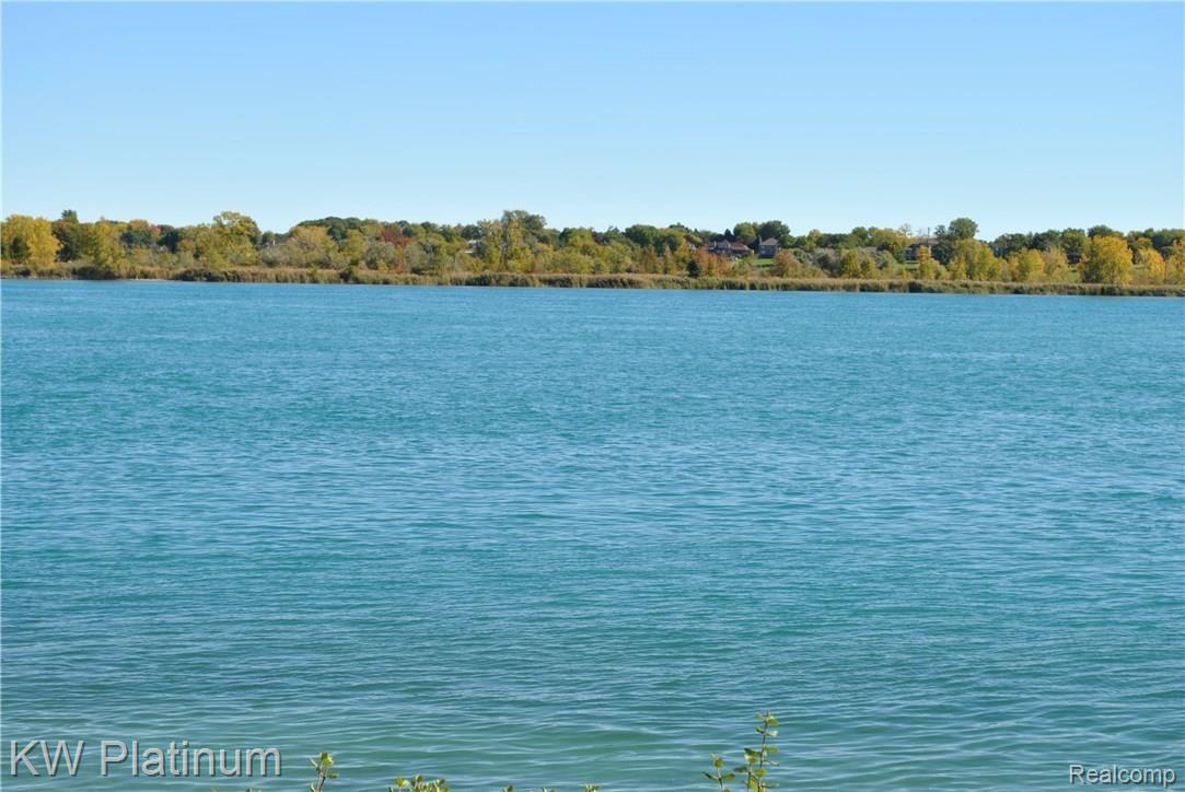 1001 River Road St. Clair, MI 48079 - Photo 17 of 56 DSC_0085.JPG