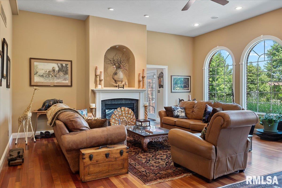 5404 Reserve Boulevard Springfield, IL 62711 - Photo 14 of 93
