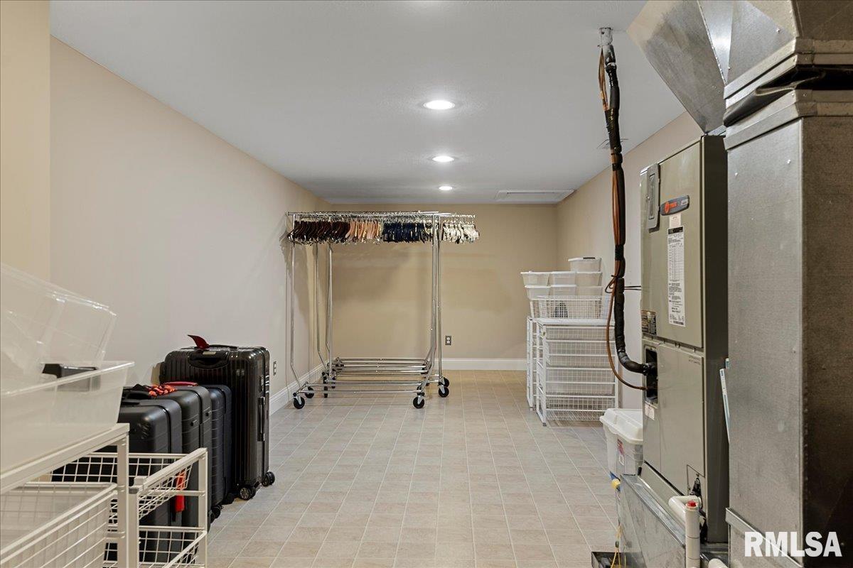 5404 Reserve Boulevard Springfield, IL 62711 - Photo 50 of 93