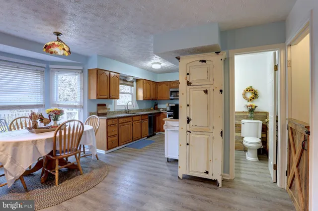 $765,000 | 8200 Splashing Brook Court, Laurel, MD 20723