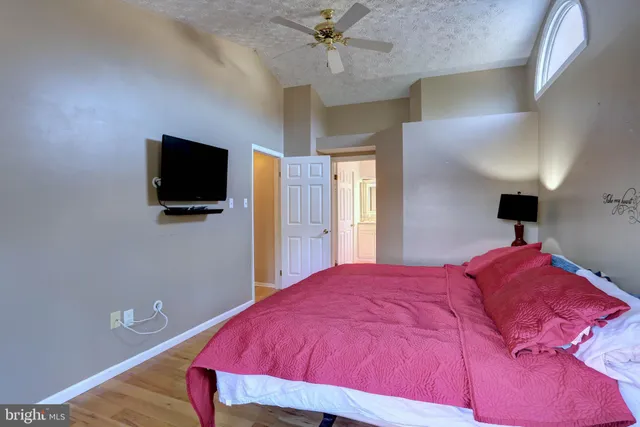 $765,000 | 8200 Splashing Brook Court, Laurel, MD 20723