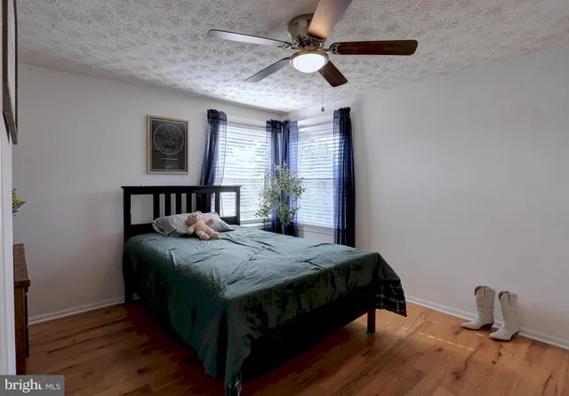 $765,000 | 8200 Splashing Brook Court, Laurel, MD 20723