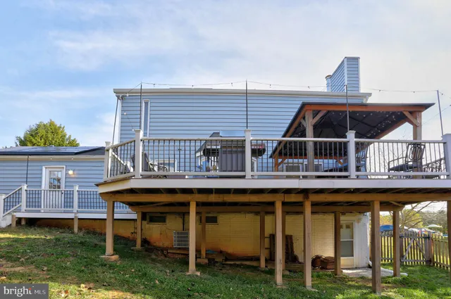 $765,000 | 8200 Splashing Brook Court, Laurel, MD 20723