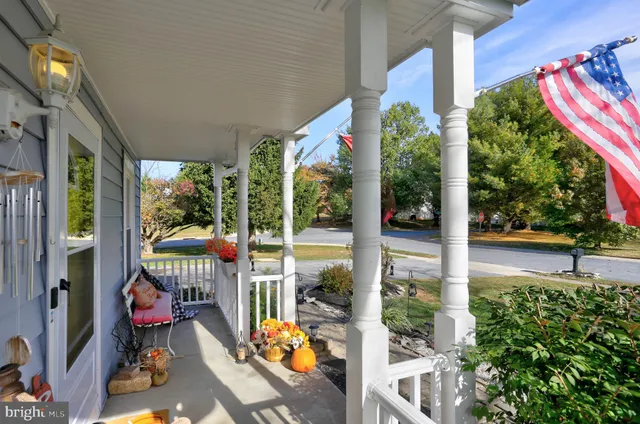 $765,000 | 8200 Splashing Brook Court, Laurel, MD 20723