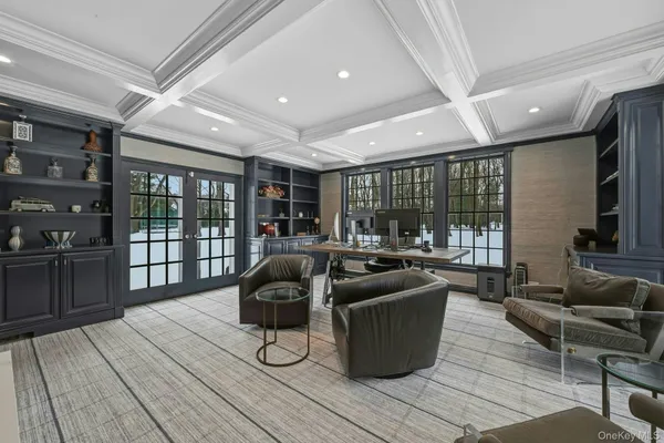 $4,450,000 | 192 Burtis Lane, Muttontown, NY 11791
