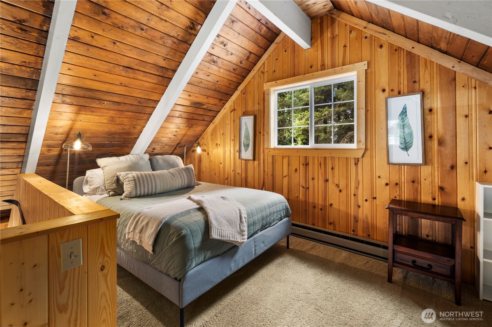 61 Hideaway Lane Ronald, WA 98940 - Photo 14 of 30 a bed sitting in a bedroom next to a window