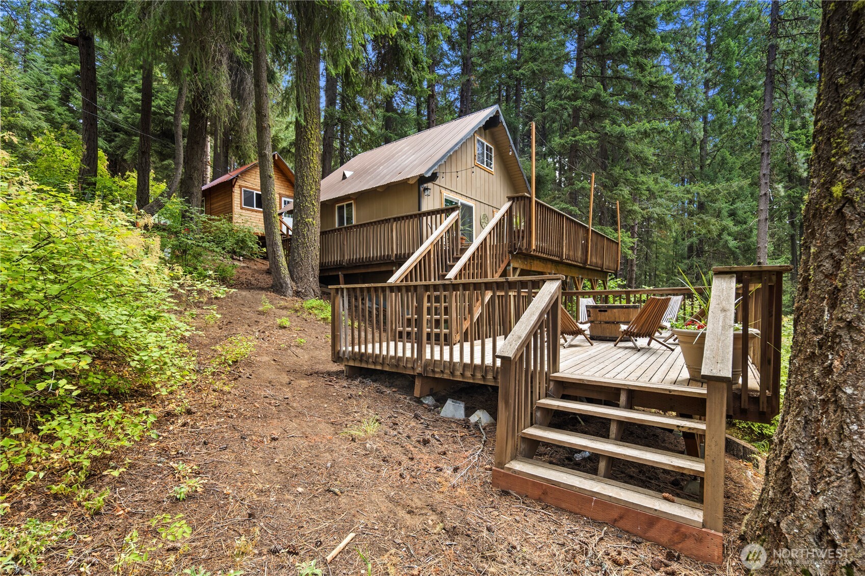 61 Hideaway Lane Ronald, WA 98940 - Photo 25 of 30 a view of outdoor space and deck