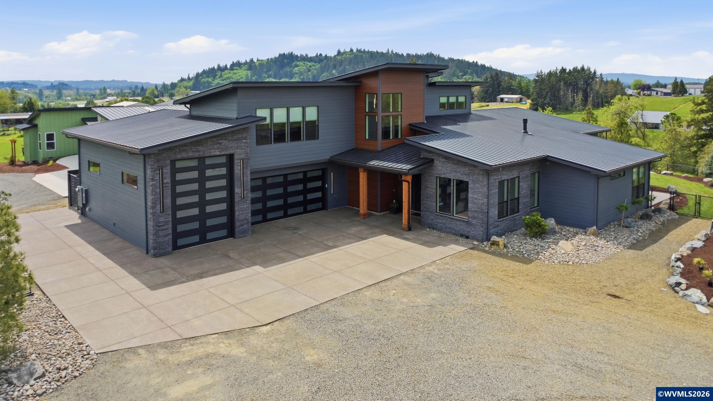 12091 Happy Way Jefferson, OR 97352 - Photo 3 of 49
