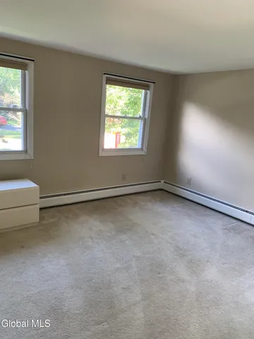 $3,500 | 9 Augusta Court, Clifton Park, NY 12065