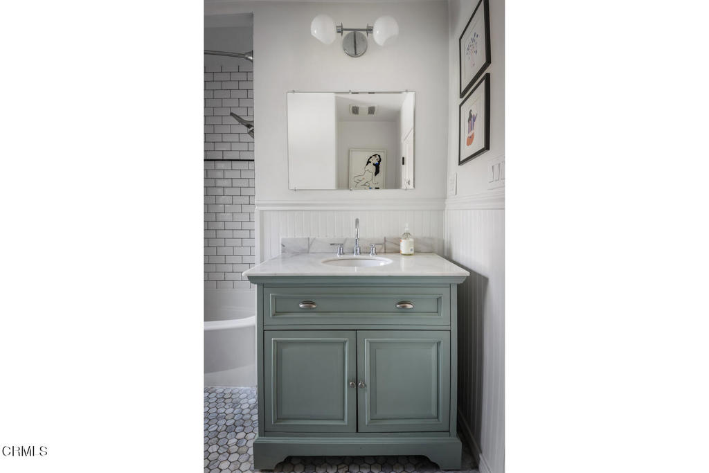 559 MacDonald Street Pasadena, CA 91103 - Photo 18 of 28 18