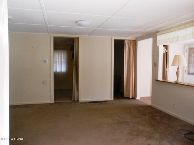 129 Ness Road Dingmans Ferry, PA 18328 - Photo 5 of 22 Gallery Image 5