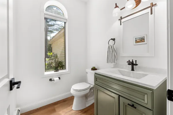 $1,295,000 | 7 Fairway Drive, Hale's Location, NH 03860