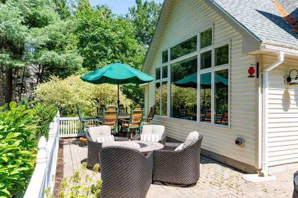 $1,295,000 | 7 Fairway Drive, Hale's Location, NH 03860