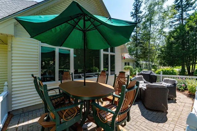 $1,295,000 | 7 Fairway Drive, Hale's Location, NH 03860