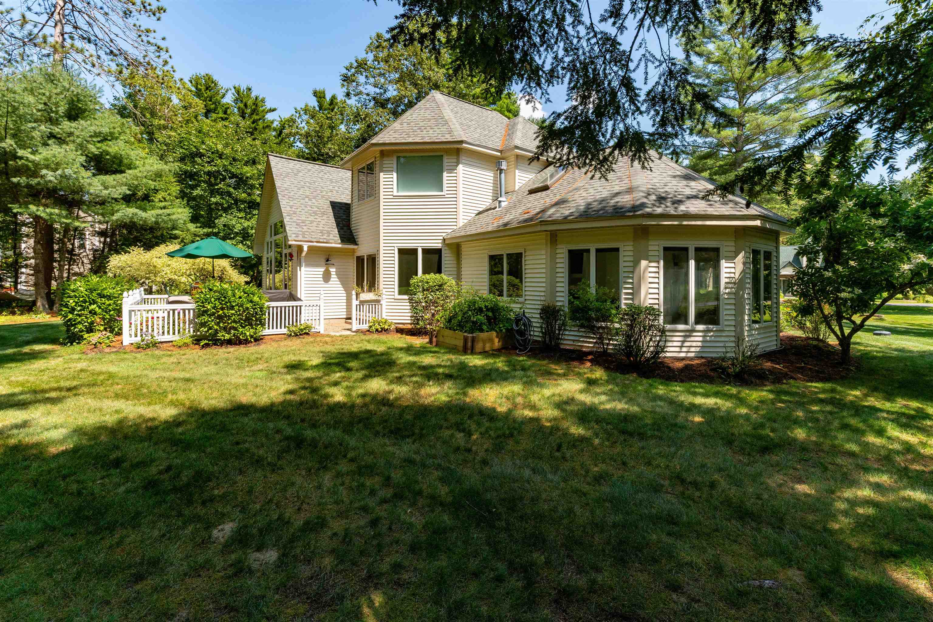 7 Fairway Drive Hale's Location, NH 03860 - Photo 31 of 48