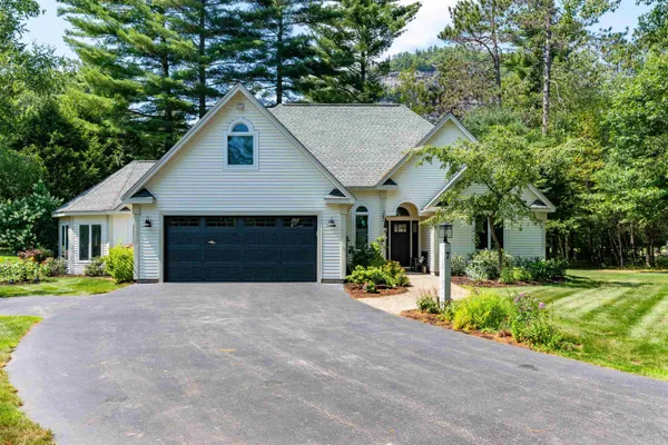 $1,295,000 | 7 Fairway Drive, Hale's Location, NH 03860