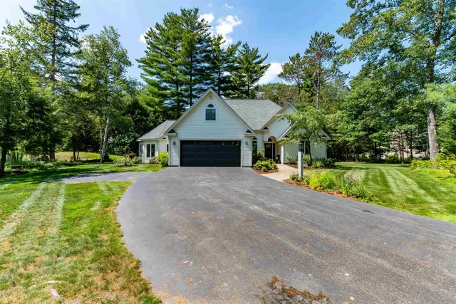 $1,295,000 | 7 Fairway Drive, Hale's Location, NH 03860