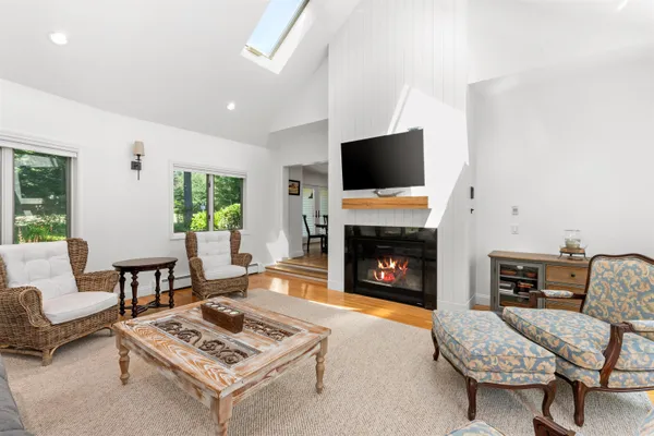 $1,295,000 | 7 Fairway Drive, Hale's Location, NH 03860