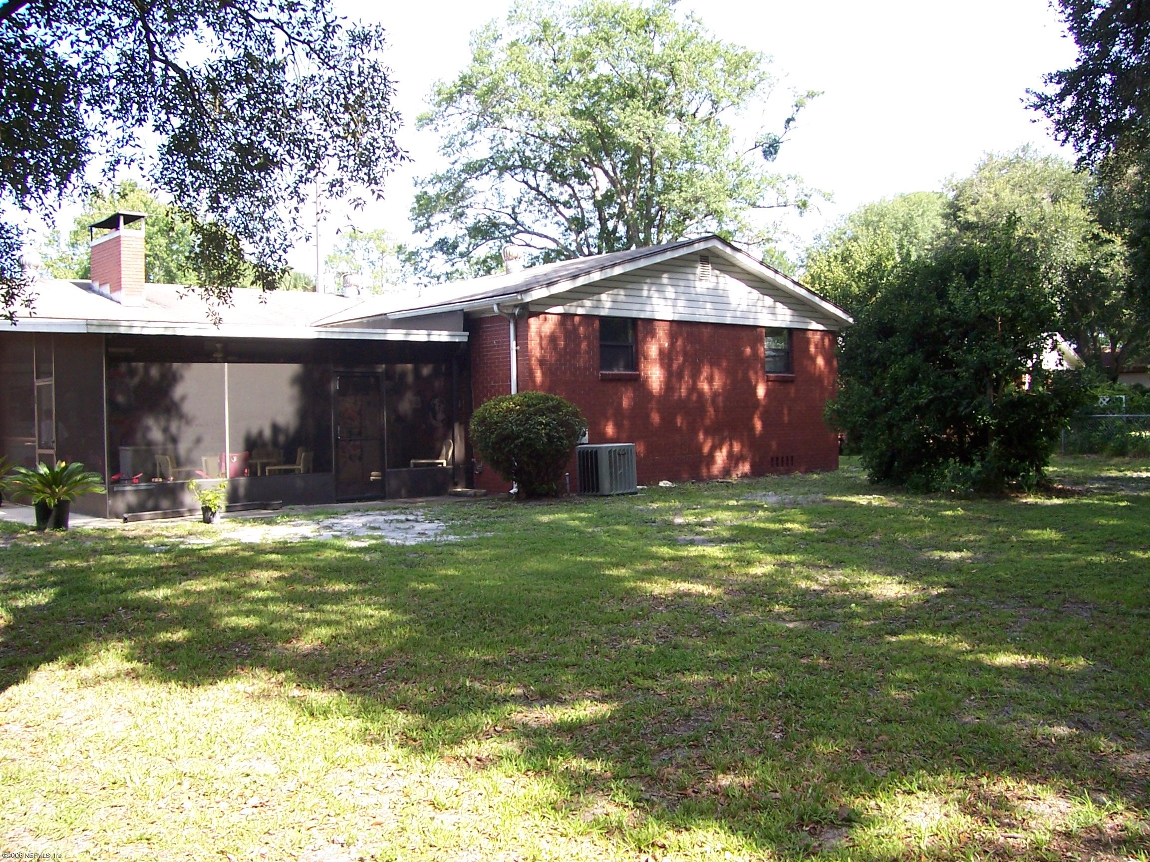 1929 Mill Creek Road Jacksonville, FL 32277 - Photo 11 of 13 Backyard