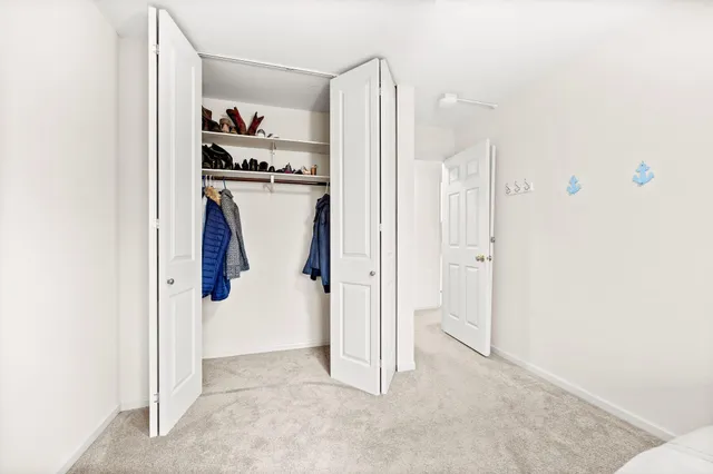 $180,000 | 4407 Wilshire Boulevard, Unit 305, Mound, MN 55364