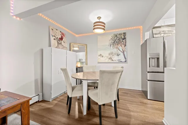 $180,000 | 4407 Wilshire Boulevard, Unit 305, Mound, MN 55364