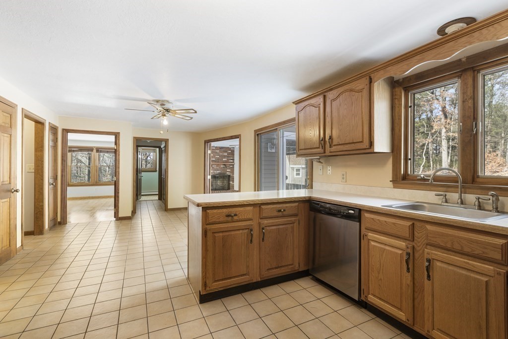 4 Alger Road Foxboro, MA 02035 - Photo 15 of 39 Gallery Image 15