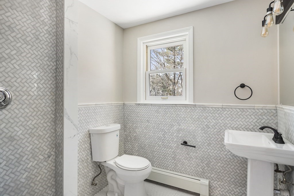 4 Alger Road Foxboro, MA 02035 - Photo 22 of 39 Gallery Image 22