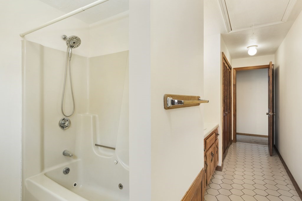 4 Alger Road Foxboro, MA 02035 - Photo 30 of 39 Gallery Image 30