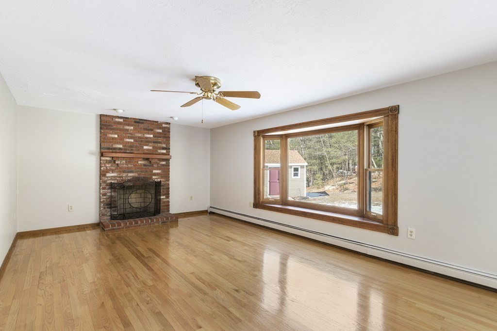 4 Alger Road Foxboro, MA 02035 - Photo 8 of 39 Gallery Image 8