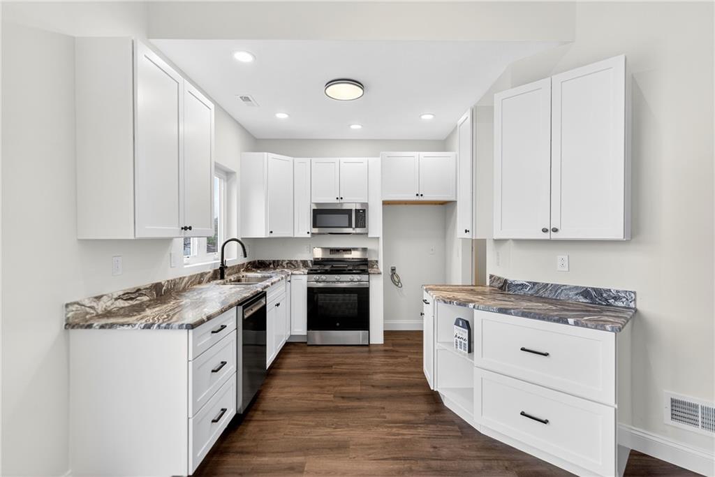 211 Reed Avenue Houston, PA 15342 - Photo 11 of 42 Gallery Image 11
