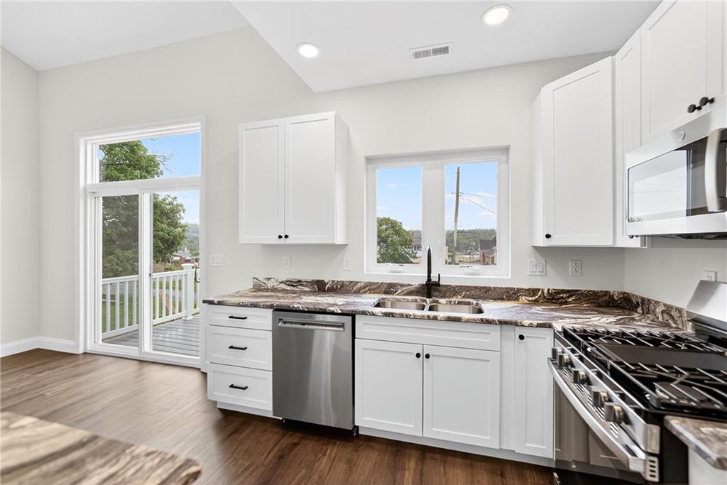 211 Reed Avenue Houston, PA 15342 - Photo 16 of 42 Gallery Image 16